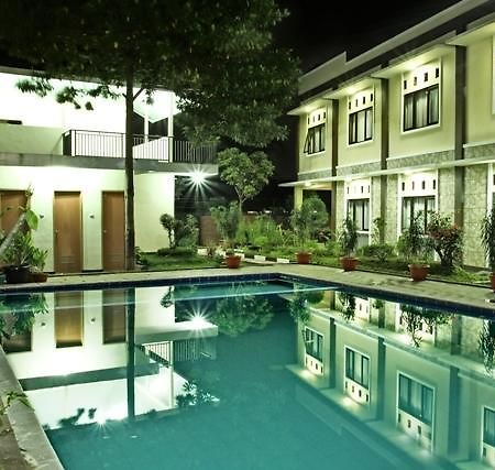 Gumilang Hotel Bogor Ngoại thất bức ảnh