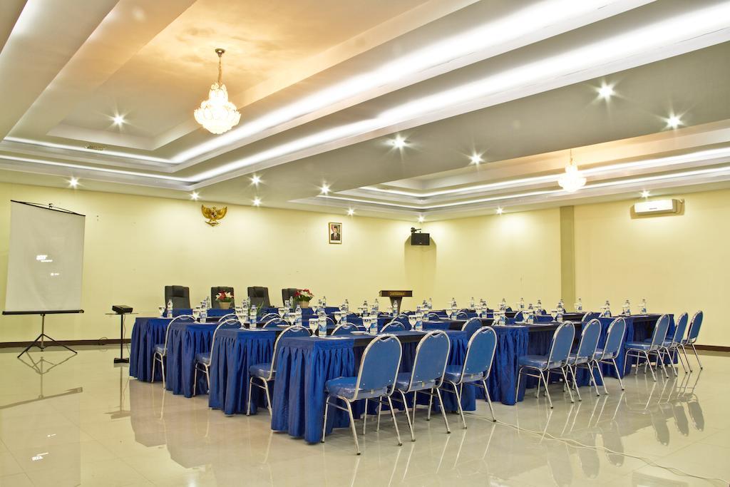 Gumilang Hotel Bogor Ngoại thất bức ảnh