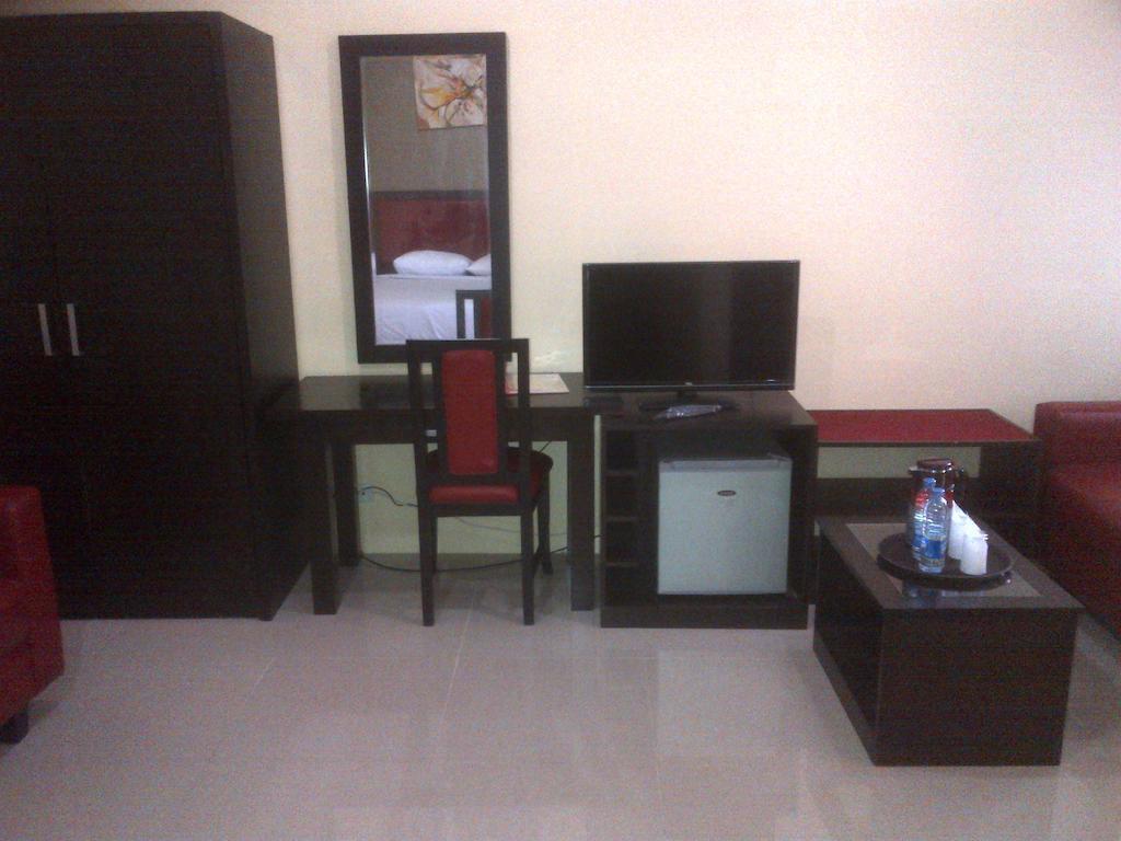 Gumilang Hotel Bogor Phòng bức ảnh