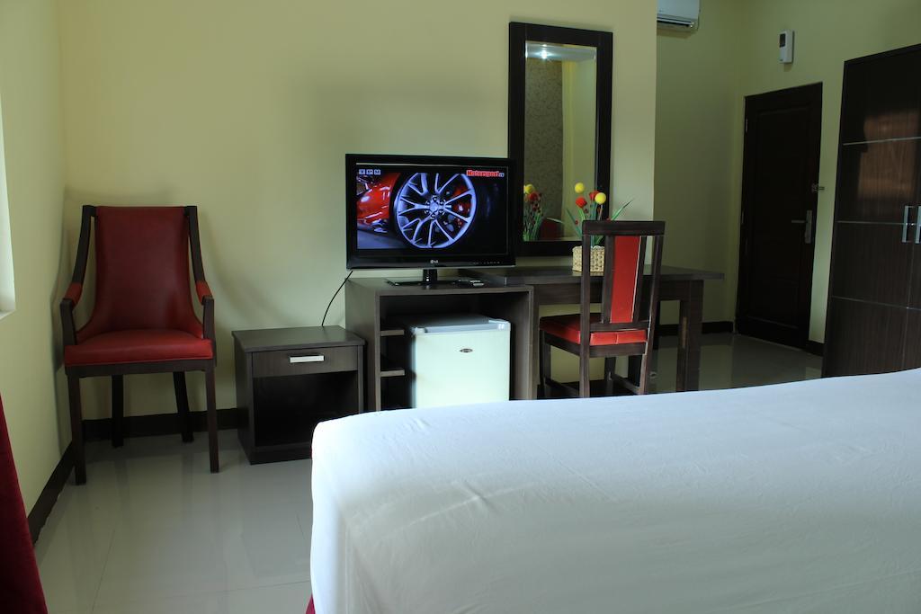 Gumilang Hotel Bogor Ngoại thất bức ảnh